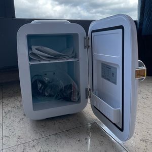 Crownful Mini Fridge in White